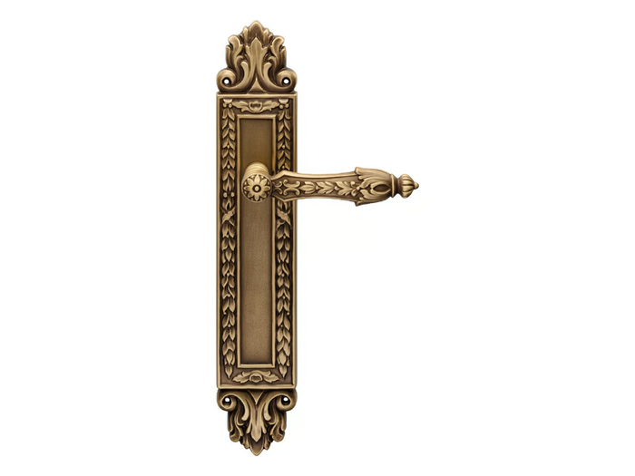 ARCADIA - Brass door handle on back plate _ LINEA CALI'